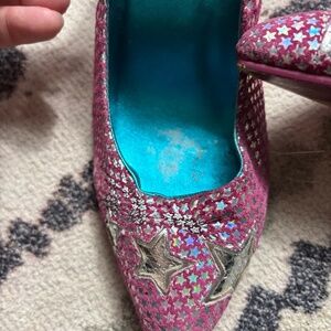 +++ RARE irregular choice shoes. Pink leather with holographic stars